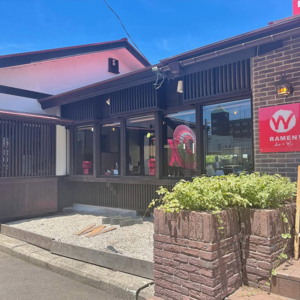 ふくチケに加盟したRAMEN W ～庄の×ど・みそ～の外観
